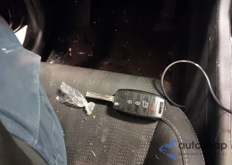 2020 Kia Sportage Lx z USA, uszkodzony, nr VIN KNDPMCAC1L7790093